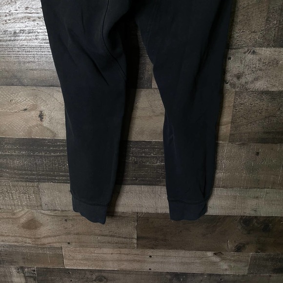 SOLD Nike Womens Tech Fleece Joggers Medium - Picture 6 of 6